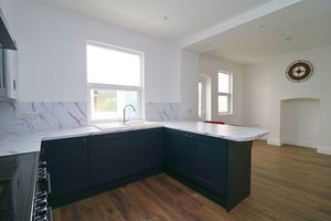 Photo 15- click for photo gallery